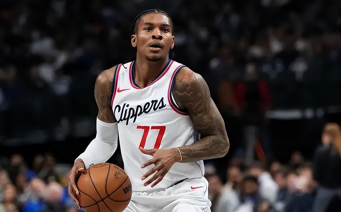 洛杉矶快船训练开放日，窗口期队长鼓劲引欢呼，德甲在即，医务组通报恢复的简单介绍-九游娱乐APP