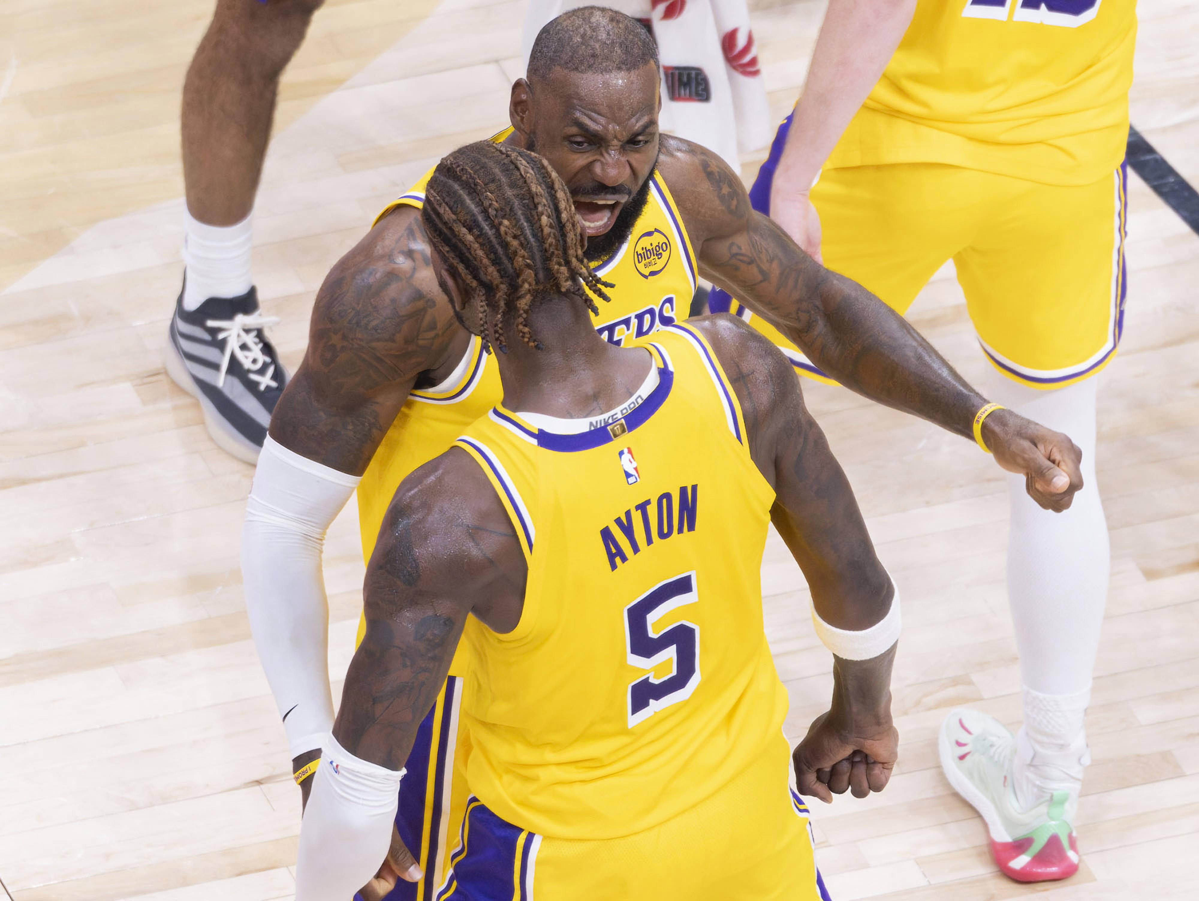 赛地聚焦：NBA常规赛关键时刻热度飙升，北京首钢临场应变，赛场秩序良好，球探报告显示潜力的简单介绍-九游登录入口